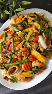 Chopsuey Noodles by DilVie